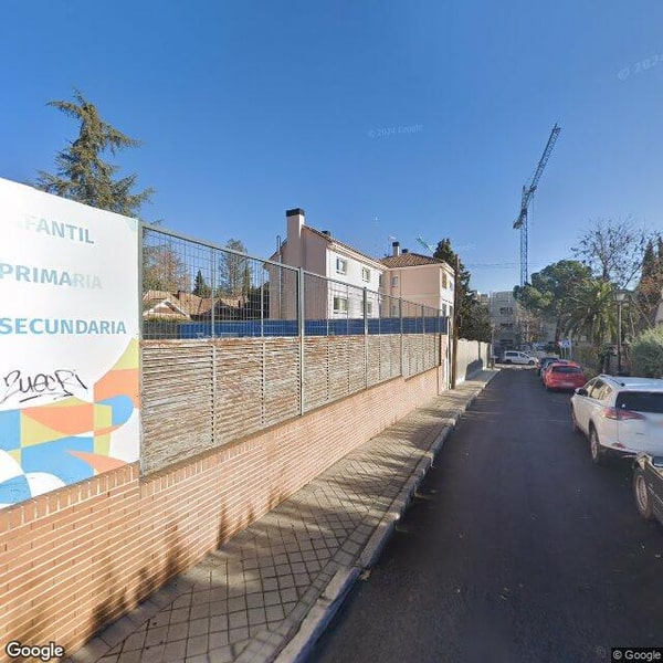 Imagen de COLEGIO M REINA-HIJAS M AUXILIADORA